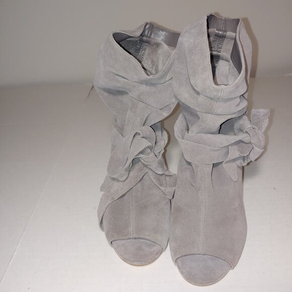 Nine West Ronia Suede Slouchy Peep Toe Ankle Tie up Booties Size 7.5 Grey - Picture 3 of 8